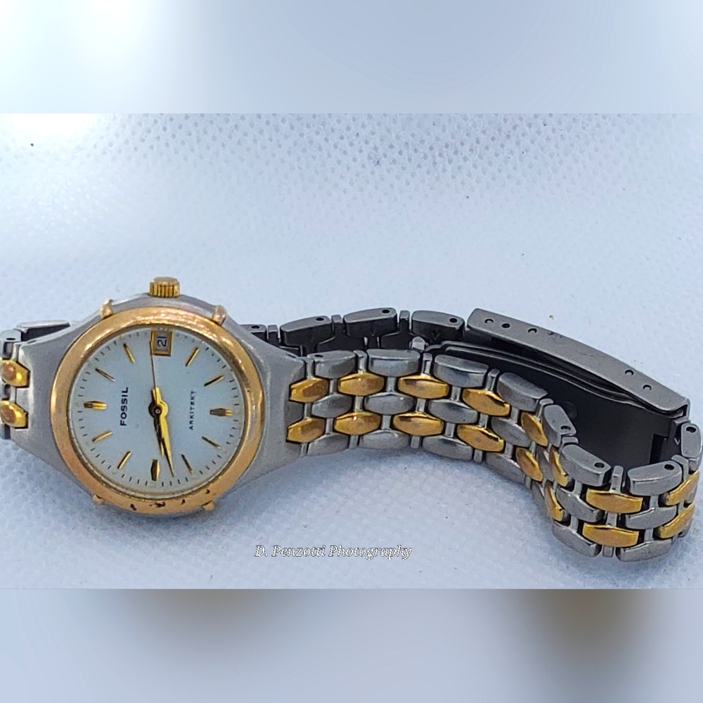 FOSSIL watch - Picture 12 of 16